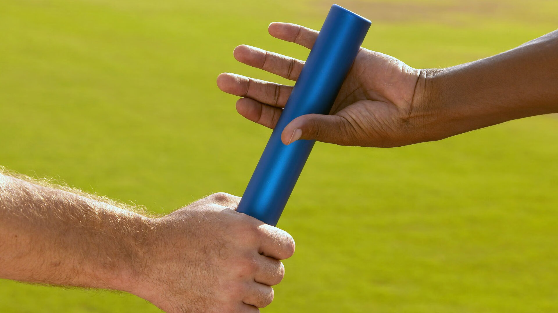 阿根廷队主场战胜荷兰队获得友谊赛胜利，阿根廷队主场战胜荷兰队获得友谊赛胜利的球队